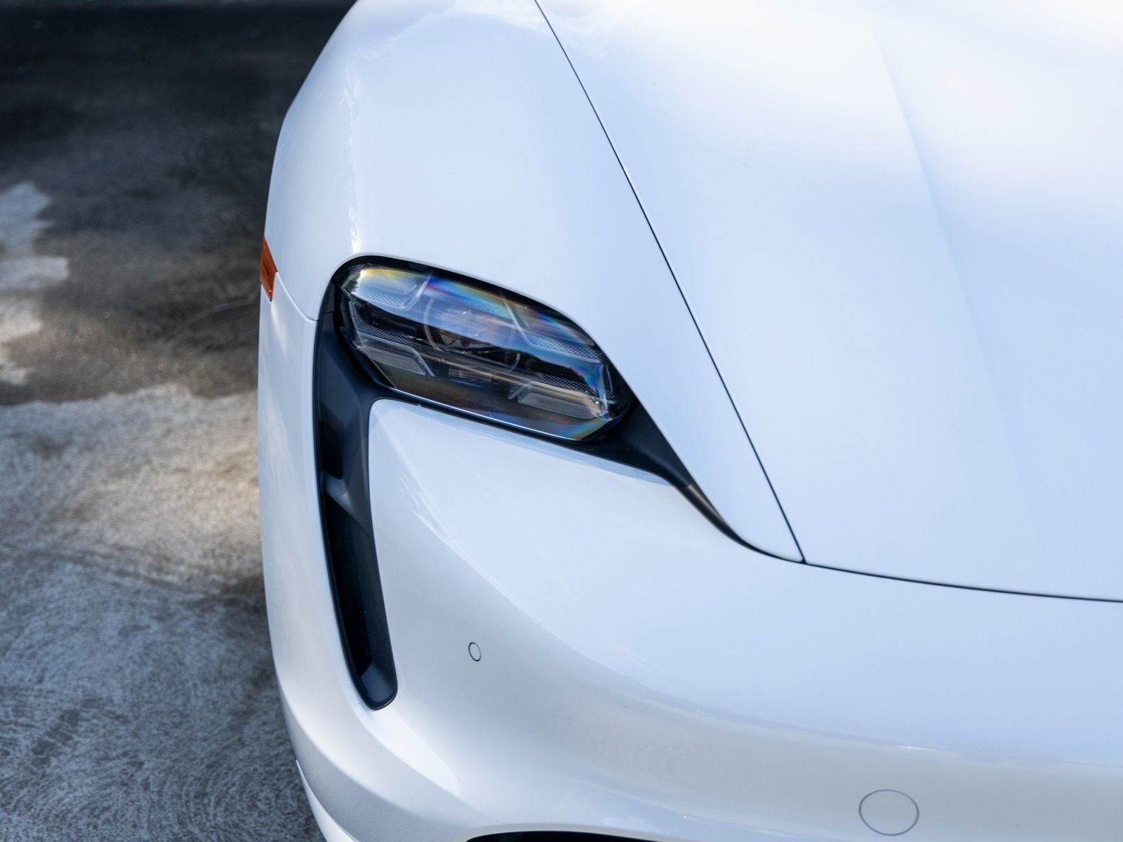 2023 Porsche Taycan Turbo