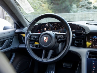 2023 Porsche Taycan Turbo