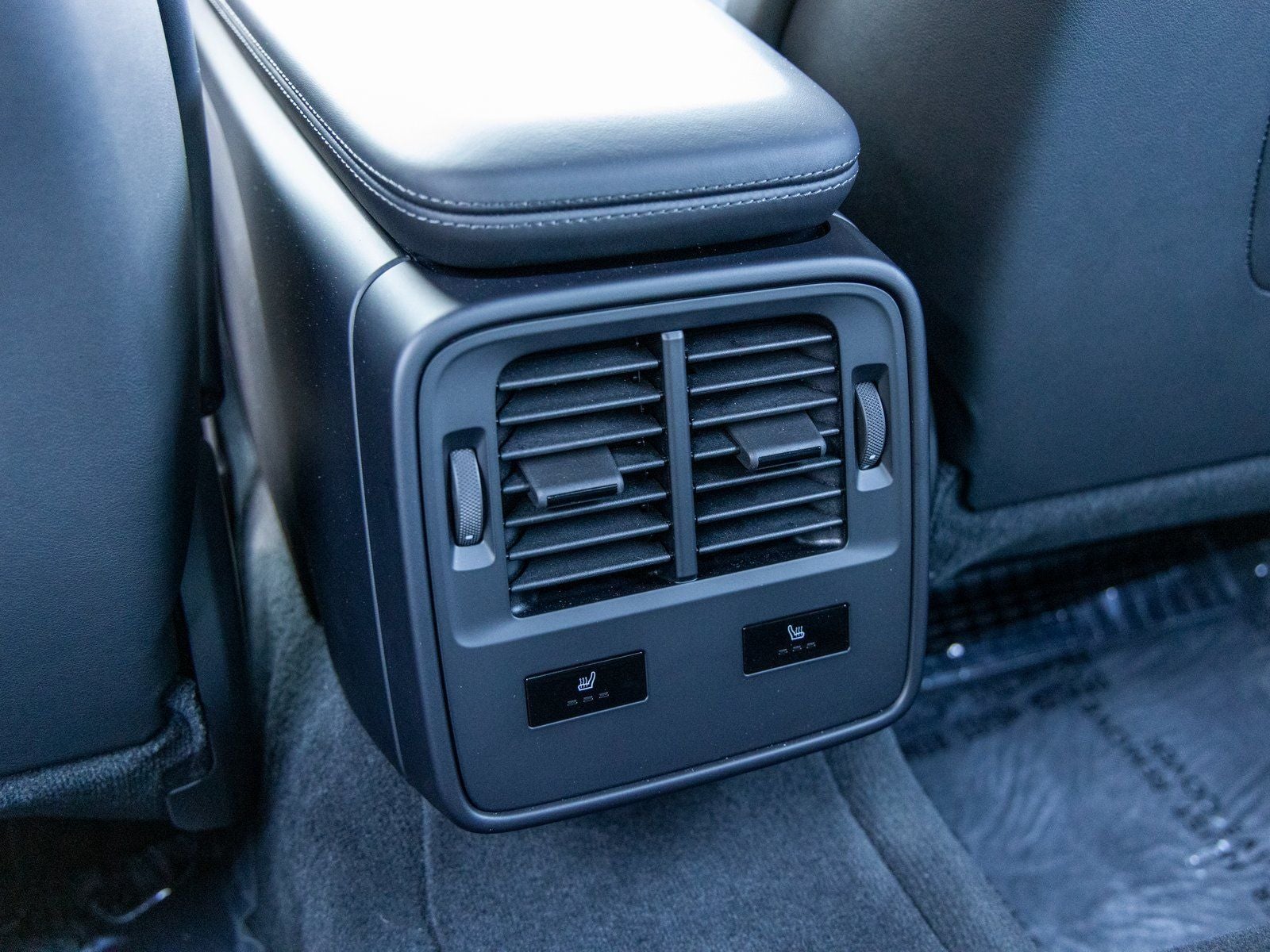 2023 Porsche Taycan Turbo