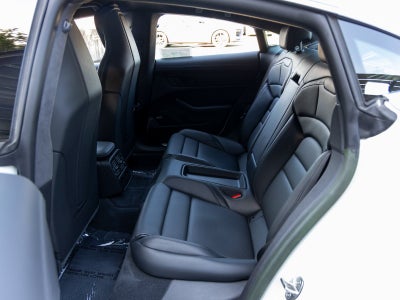 2023 Porsche Taycan Turbo