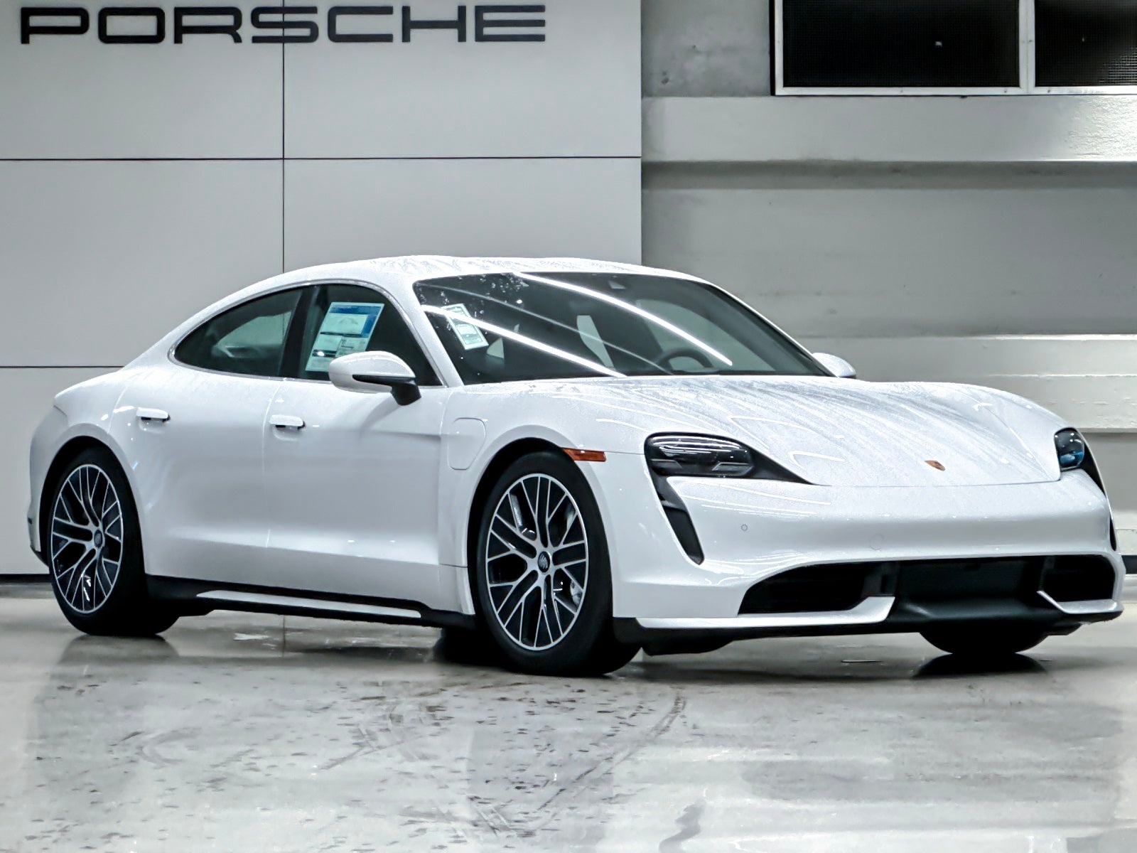 2024 Porsche Taycan Taycan Turbo (MY24)