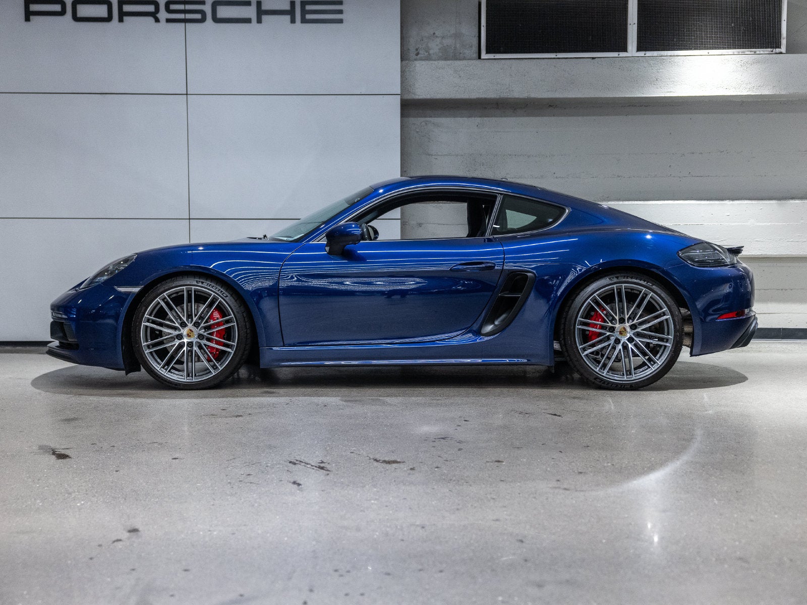 2025 Porsche 718 718 Cayman GTS 4.0