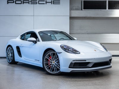 2023 Porsche 718 Cayman GTS