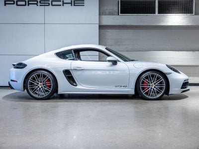 2023 Porsche 718 Cayman GTS