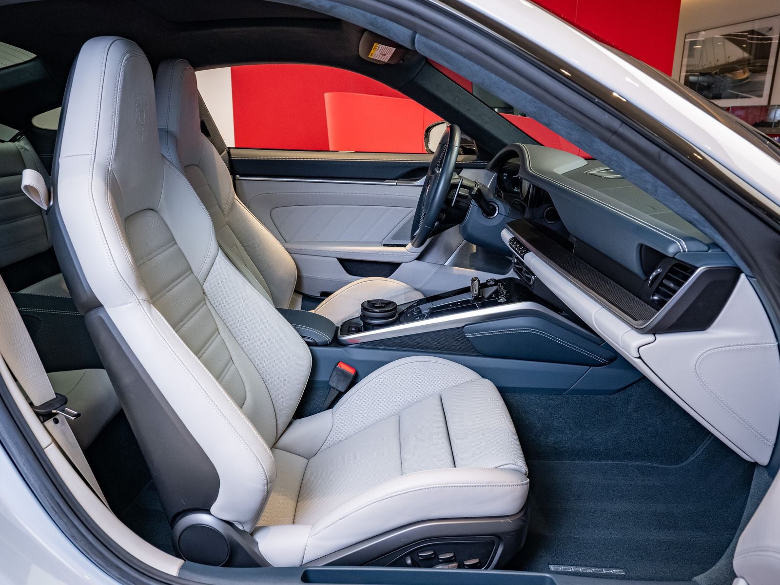 2024 Porsche 911 Turbo S