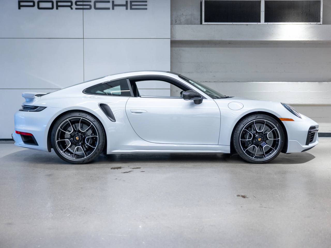 2025 Porsche 911 911 Turbo S
