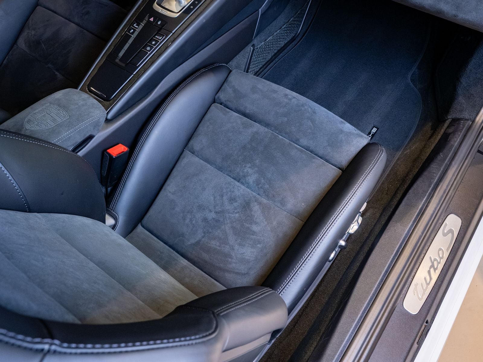 2017 Porsche 911 Turbo S