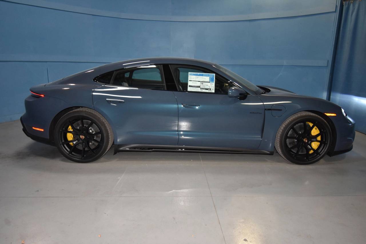 2026 Porsche Taycan GTS