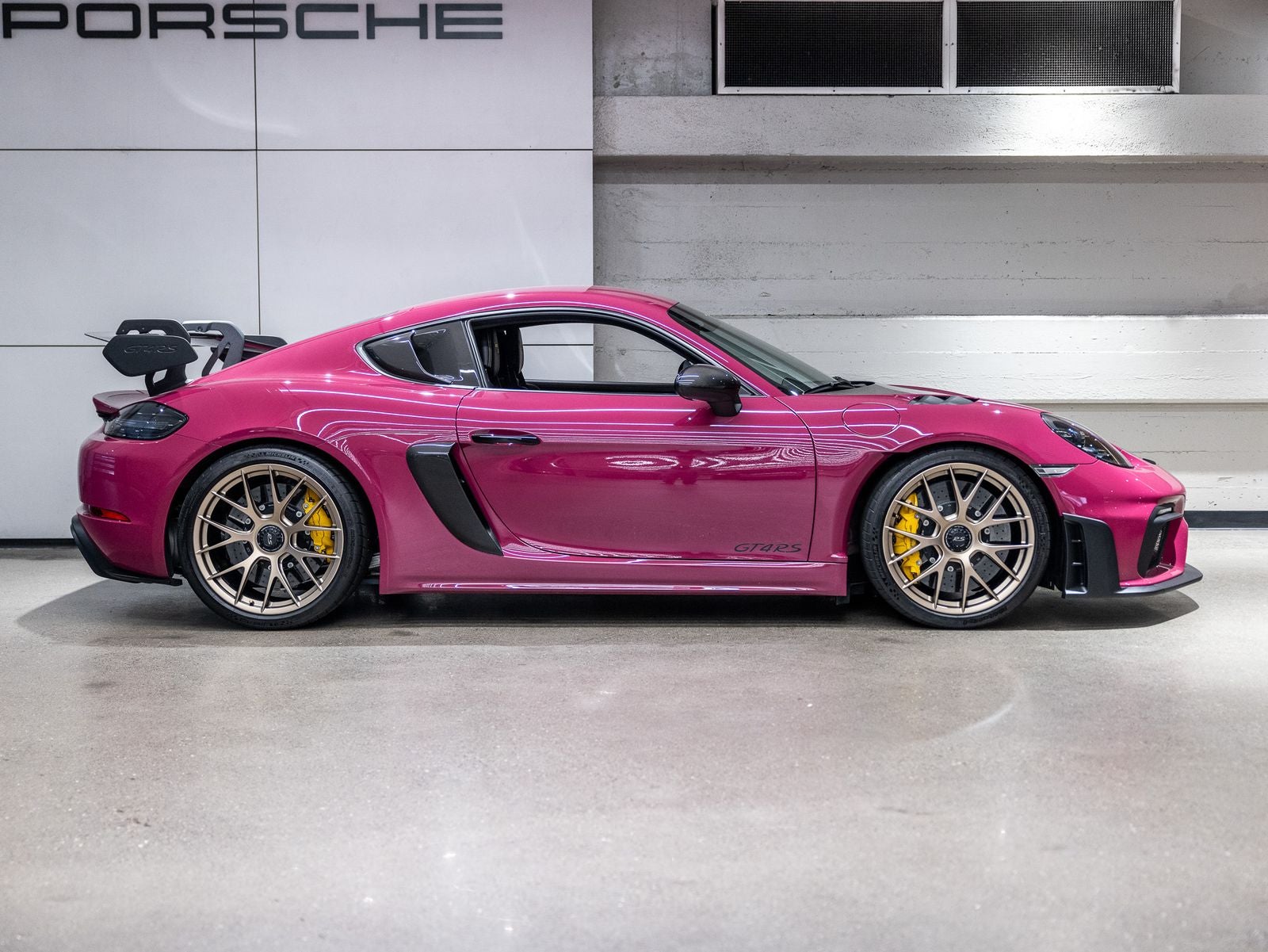 2023 Porsche 718 718 Cayman GT4 RS (MY23)