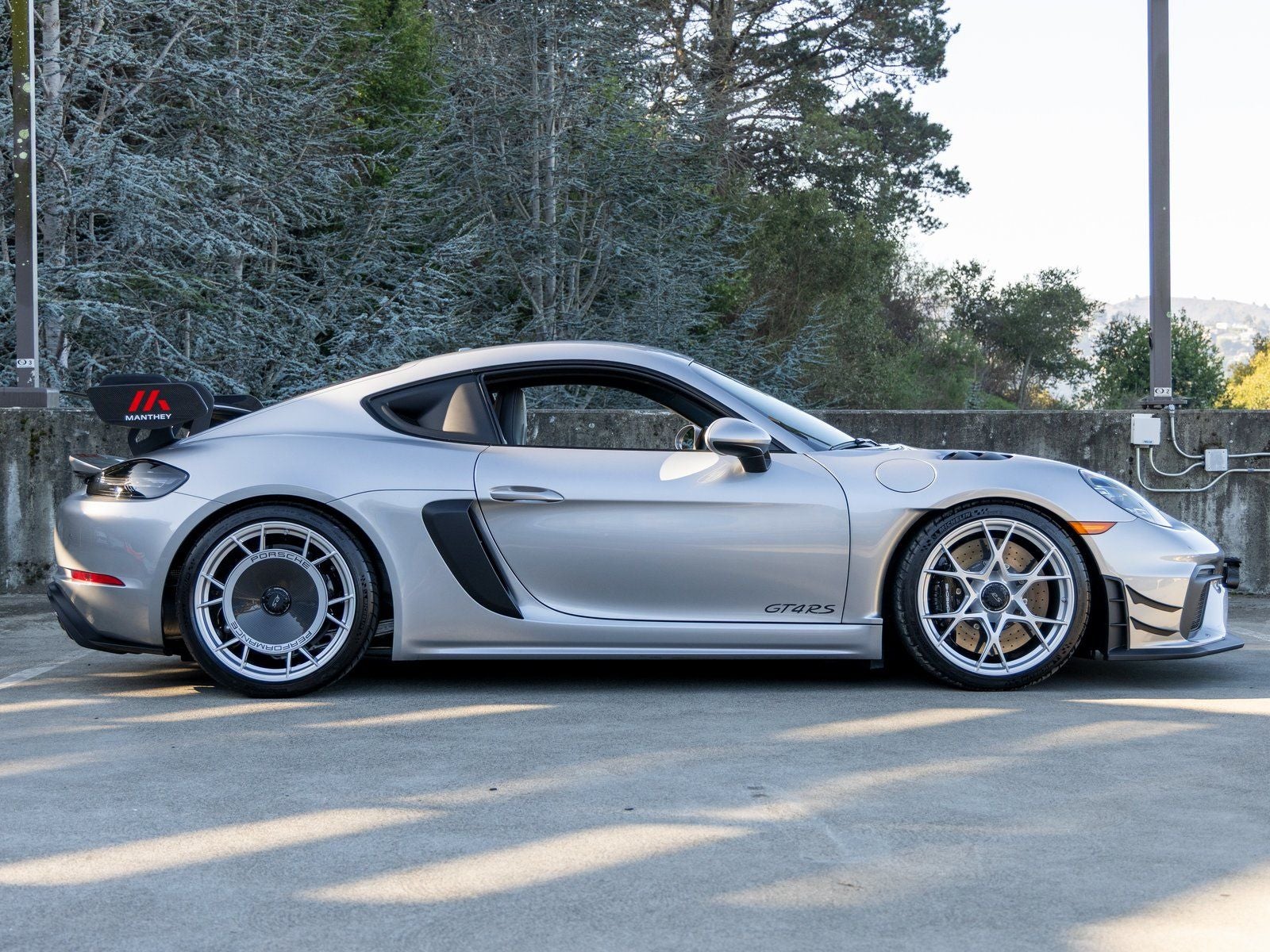 2025 Porsche 718 Cayman GT4 RS