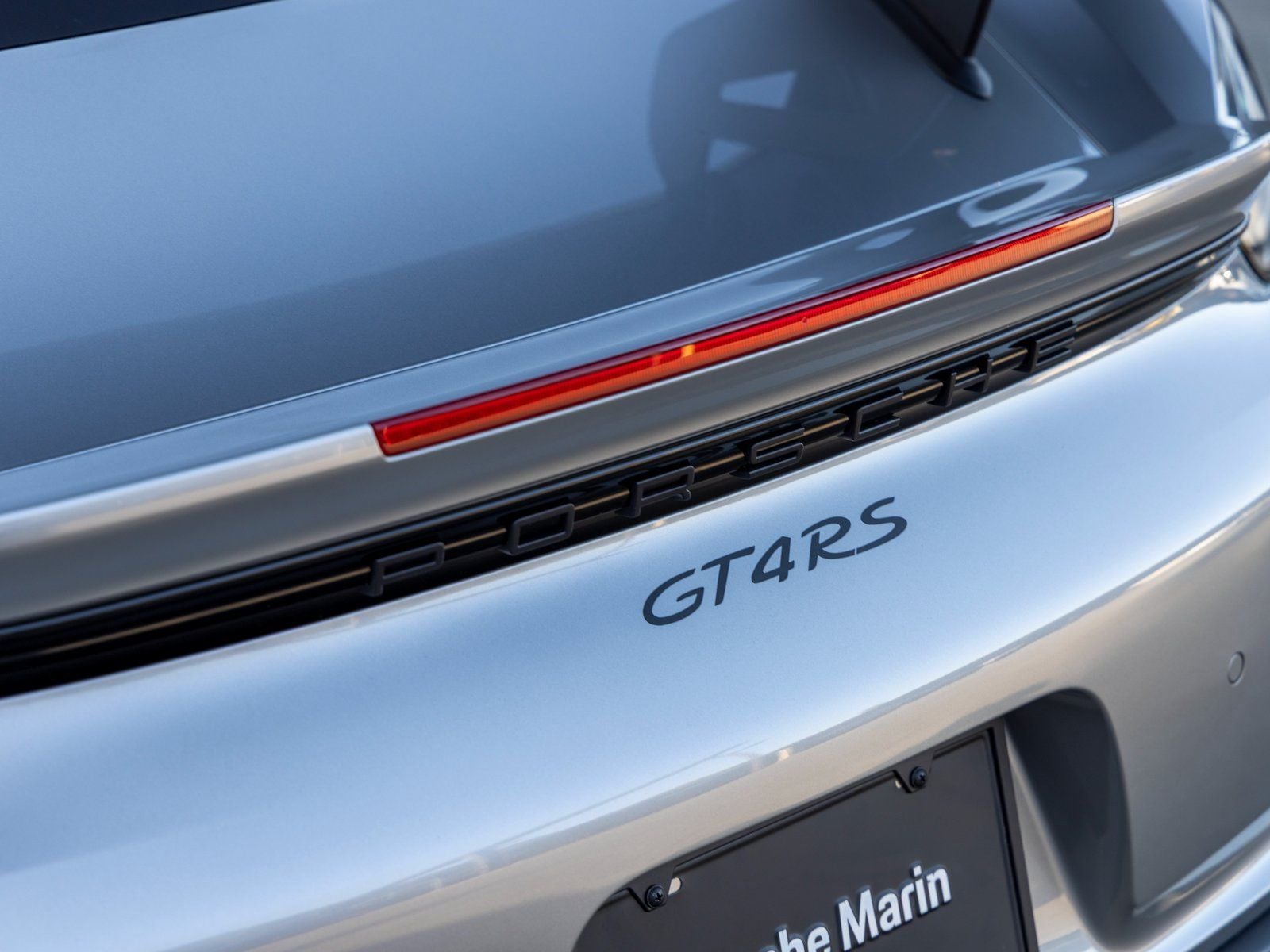 2025 Porsche 718 Cayman GT4 RS