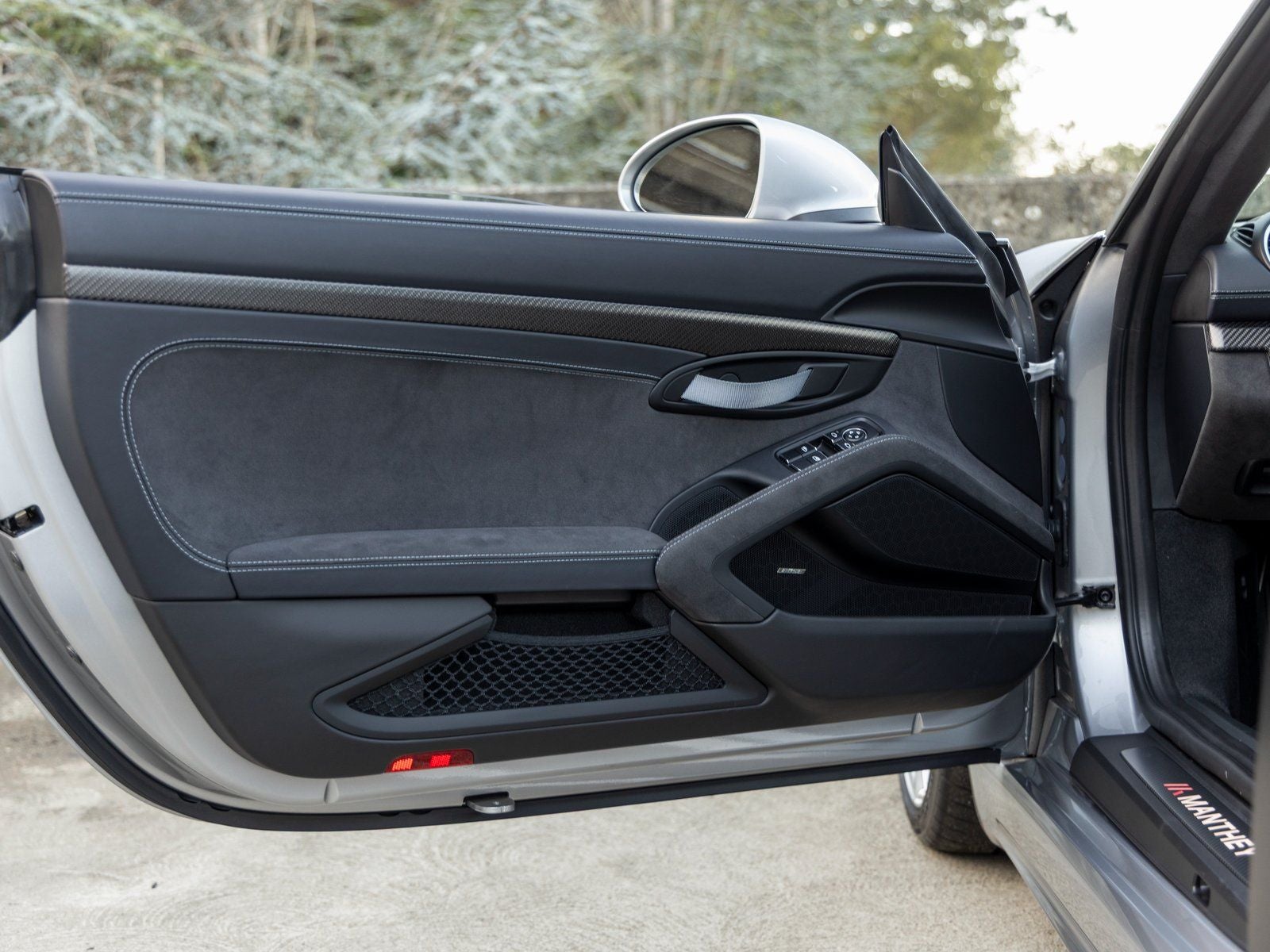 2025 Porsche 718 Cayman GT4 RS