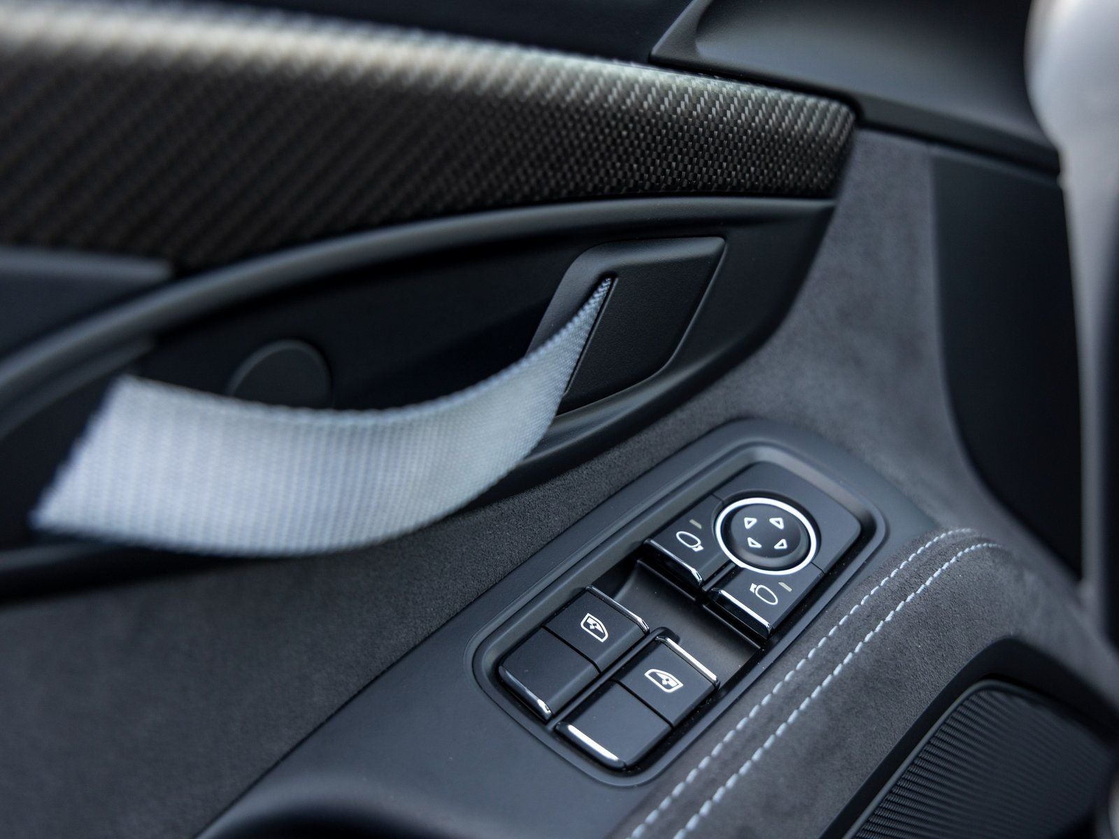 2025 Porsche 718 Cayman GT4 RS