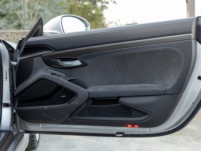 2025 Porsche 718 Cayman GT4 RS