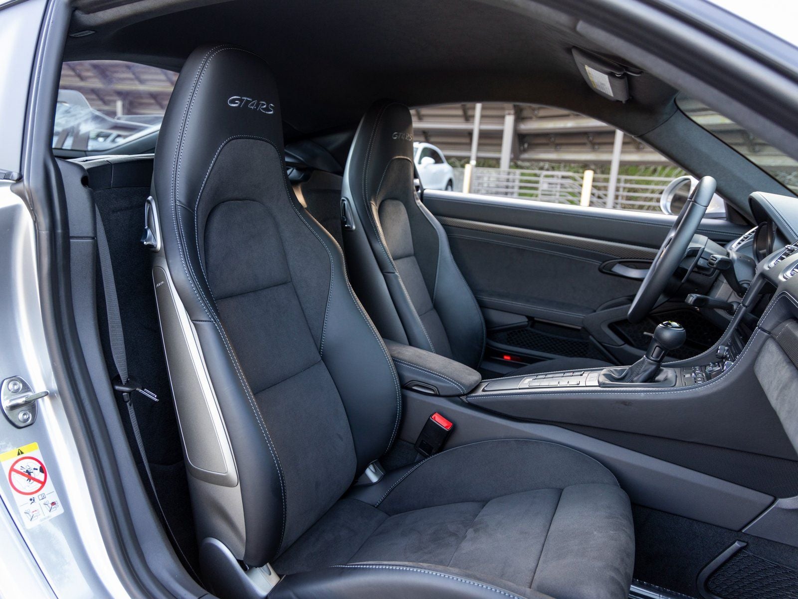 2025 Porsche 718 Cayman GT4 RS