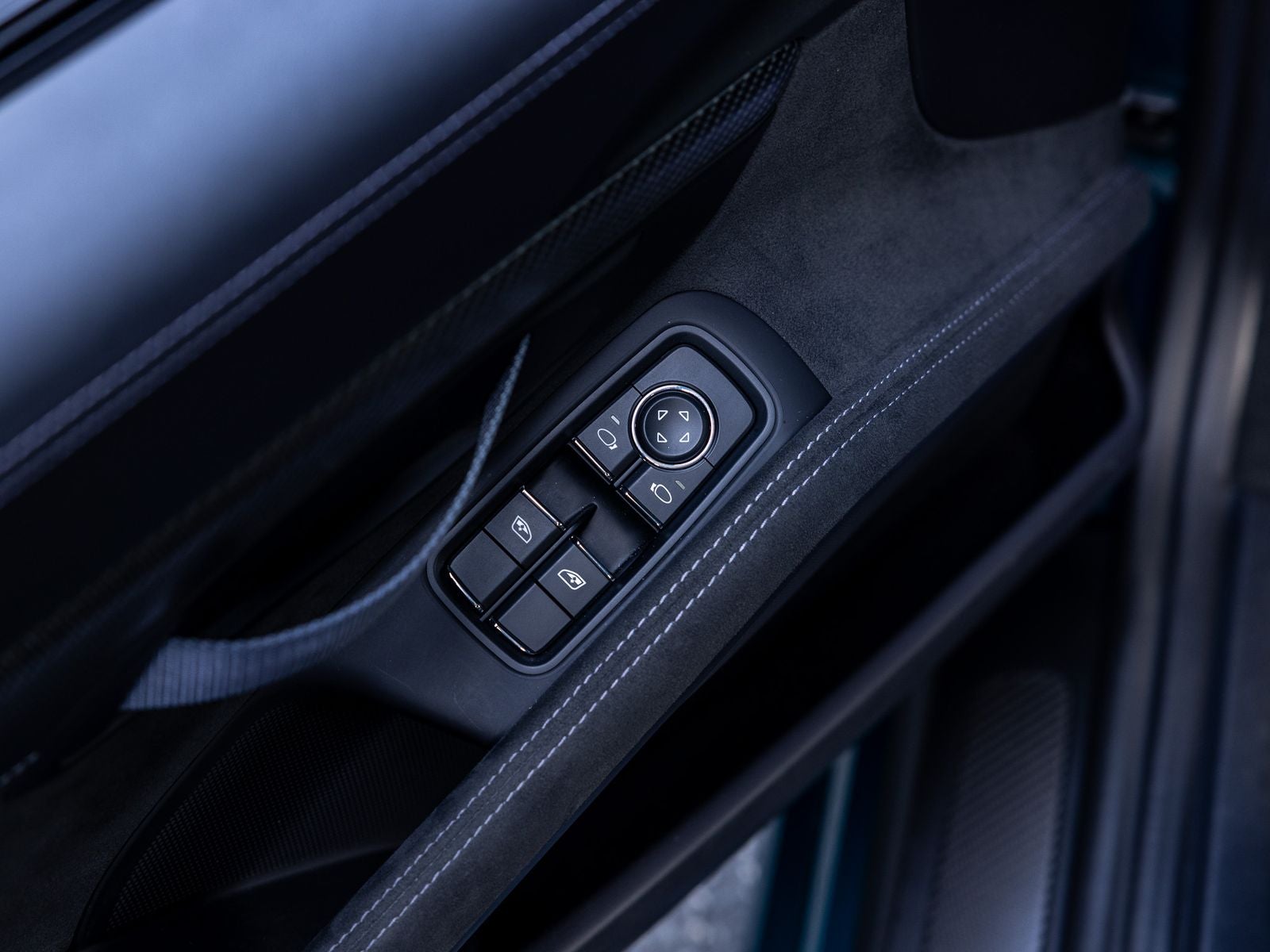 2023 Porsche 718 Cayman GT4 RS