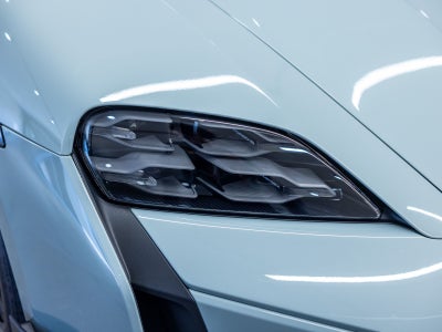 2025 Porsche Taycan Turbo GT