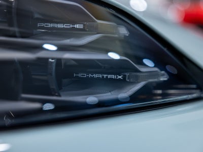 2025 Porsche Taycan Turbo GT