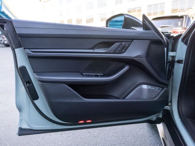 2025 Porsche Taycan Turbo GT