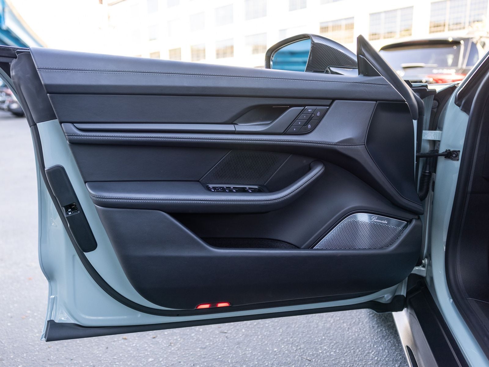 2025 Porsche Taycan Turbo GT