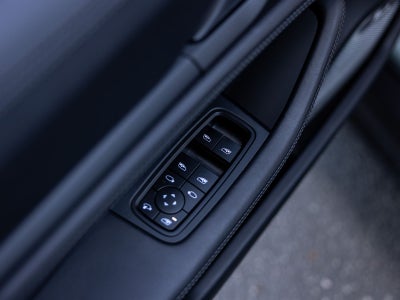 2025 Porsche Taycan Turbo GT