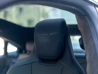 2025 Porsche Taycan Turbo GT
