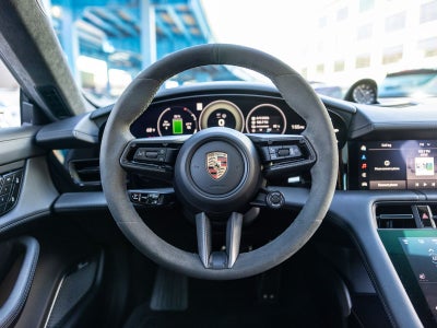 2025 Porsche Taycan Turbo GT