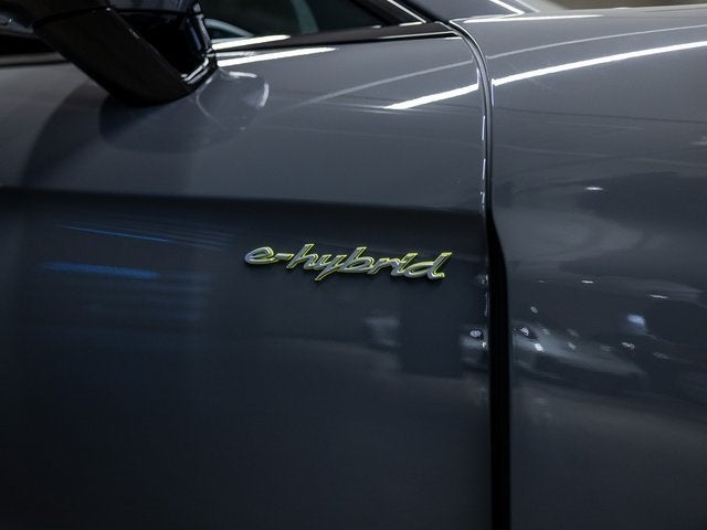 2026 Porsche Panamera Panamera 4 E-Hybrid