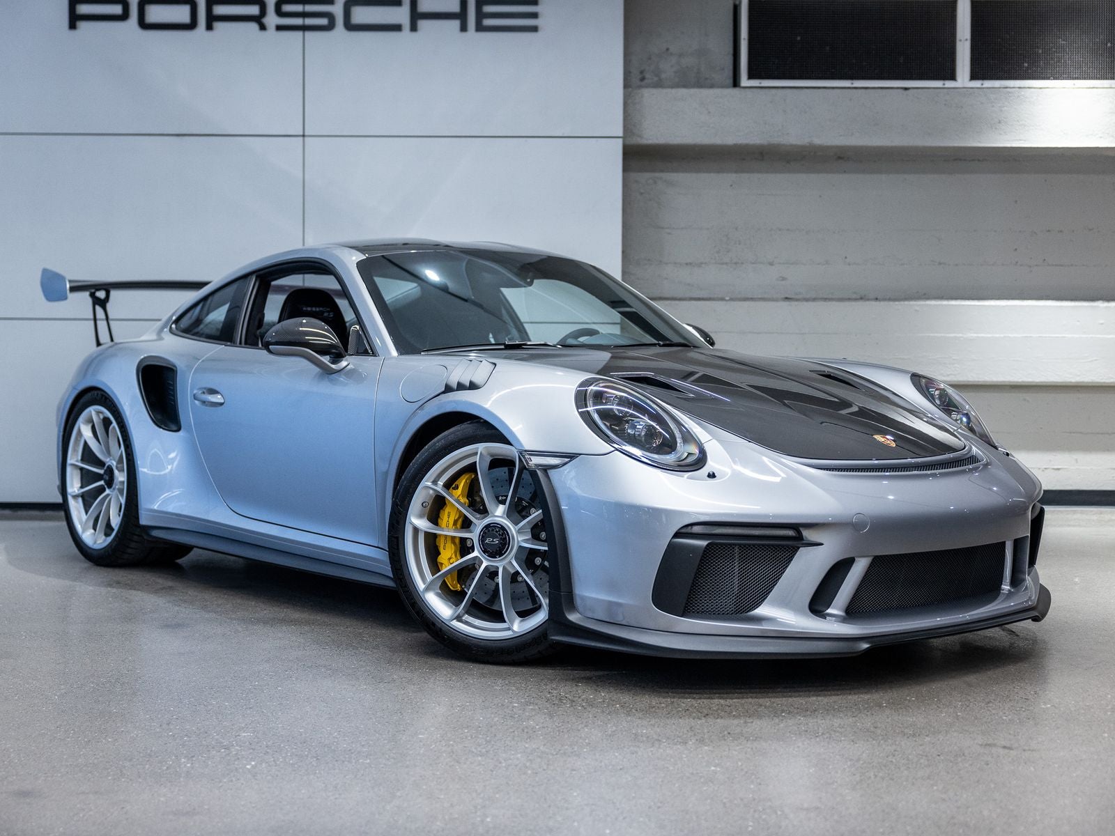 2019 Porsche 911 GT3 RS