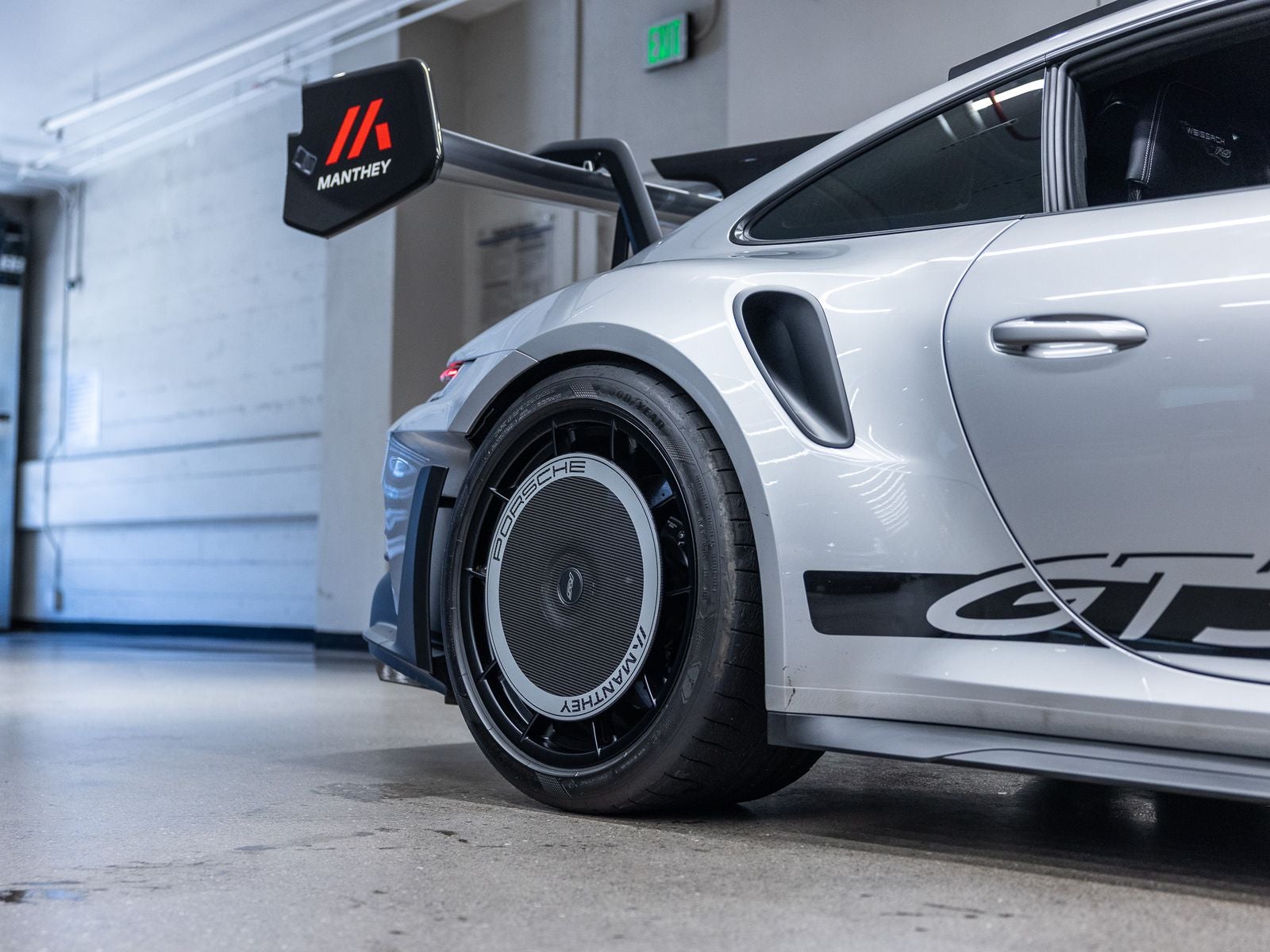 2025 Porsche 911 GT3 RS Weissach Package / Manthey Kit