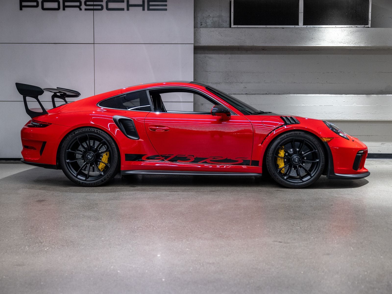 2019 Porsche 911 911 GT3 RS