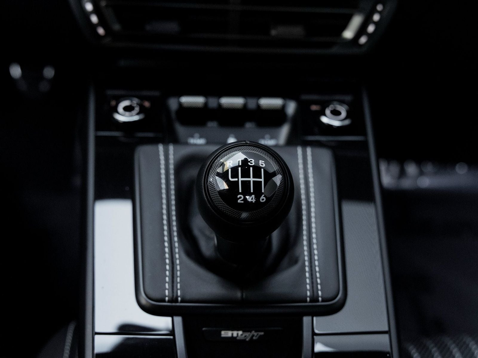 2024 Porsche 911 S/T
