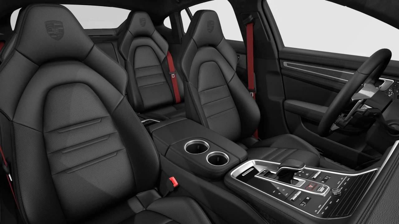 2020 Porsche Panamera Panamera GTS