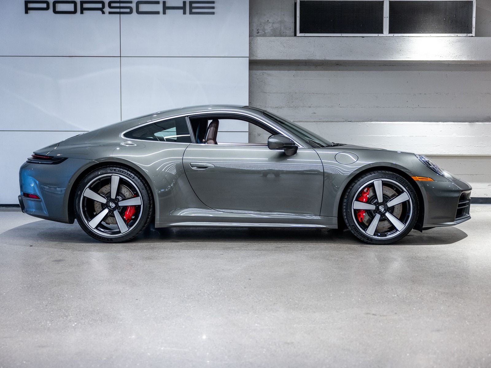 2026 Porsche 911 Carrera 4S