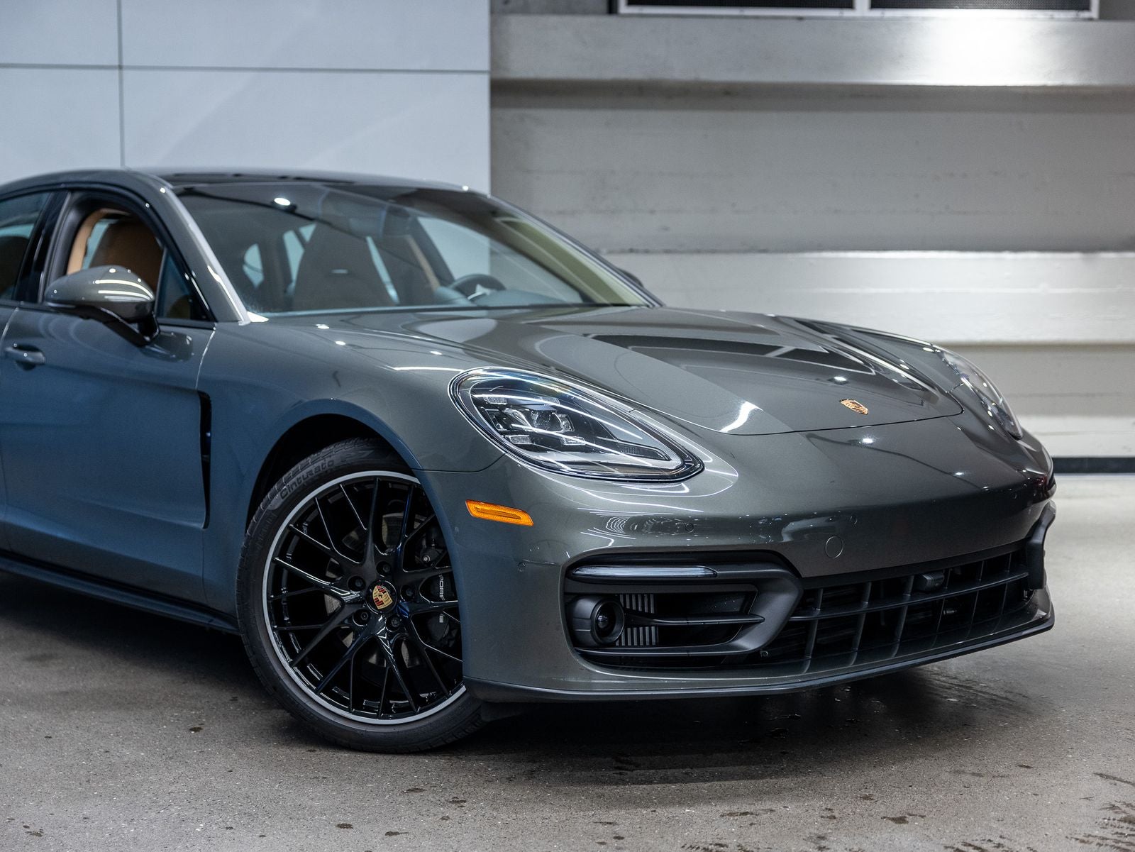2023 Porsche Panamera Panamera Platinum Edition