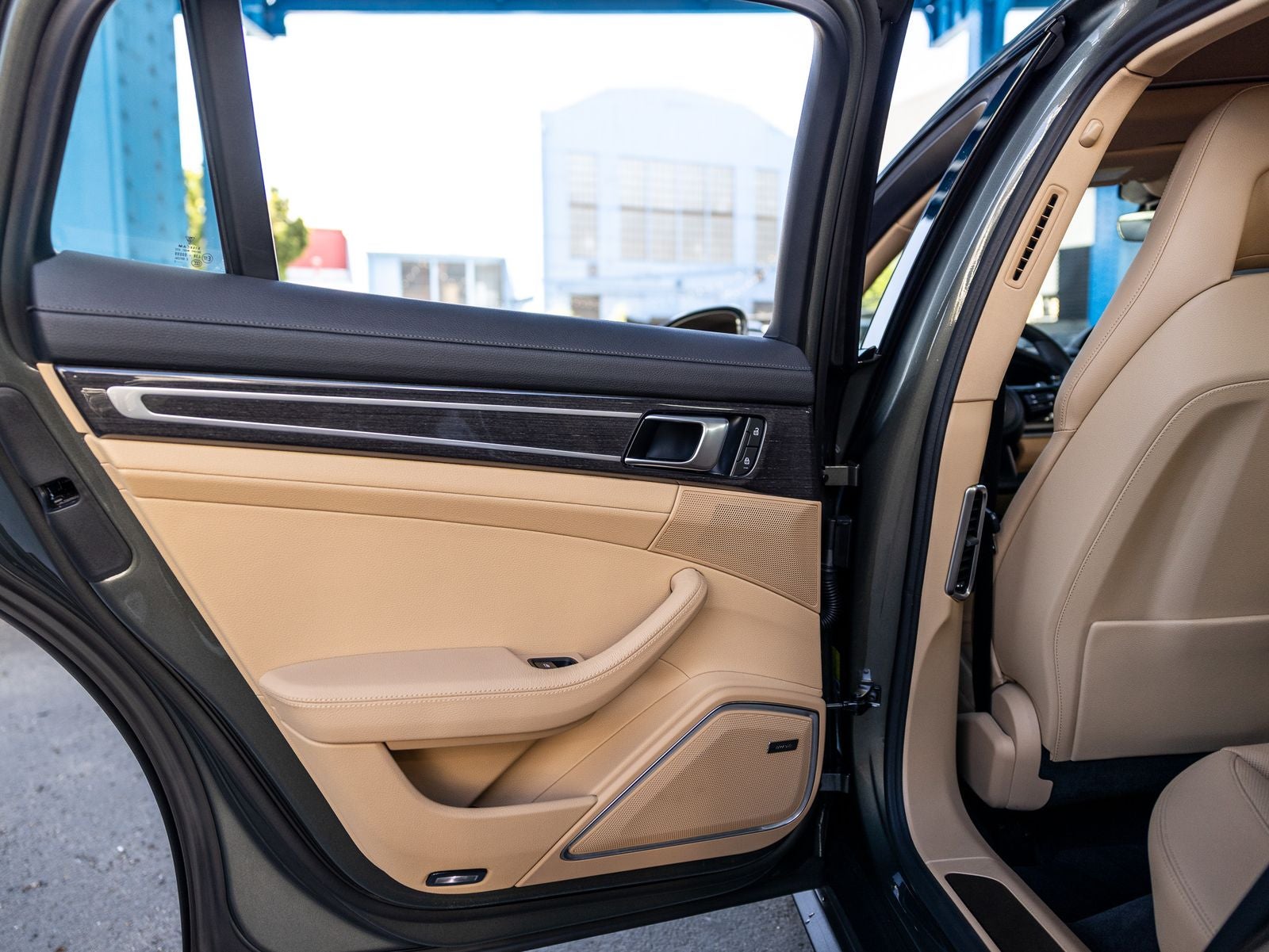 2023 Porsche Panamera Panamera Platinum Edition