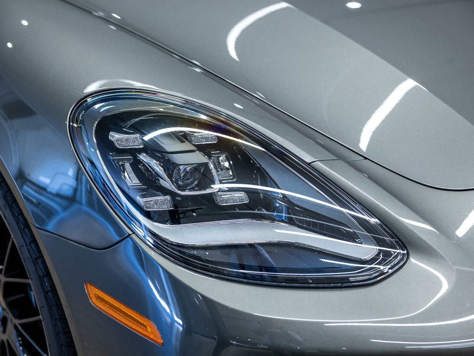 2023 Porsche Panamera Panamera Platinum Edition