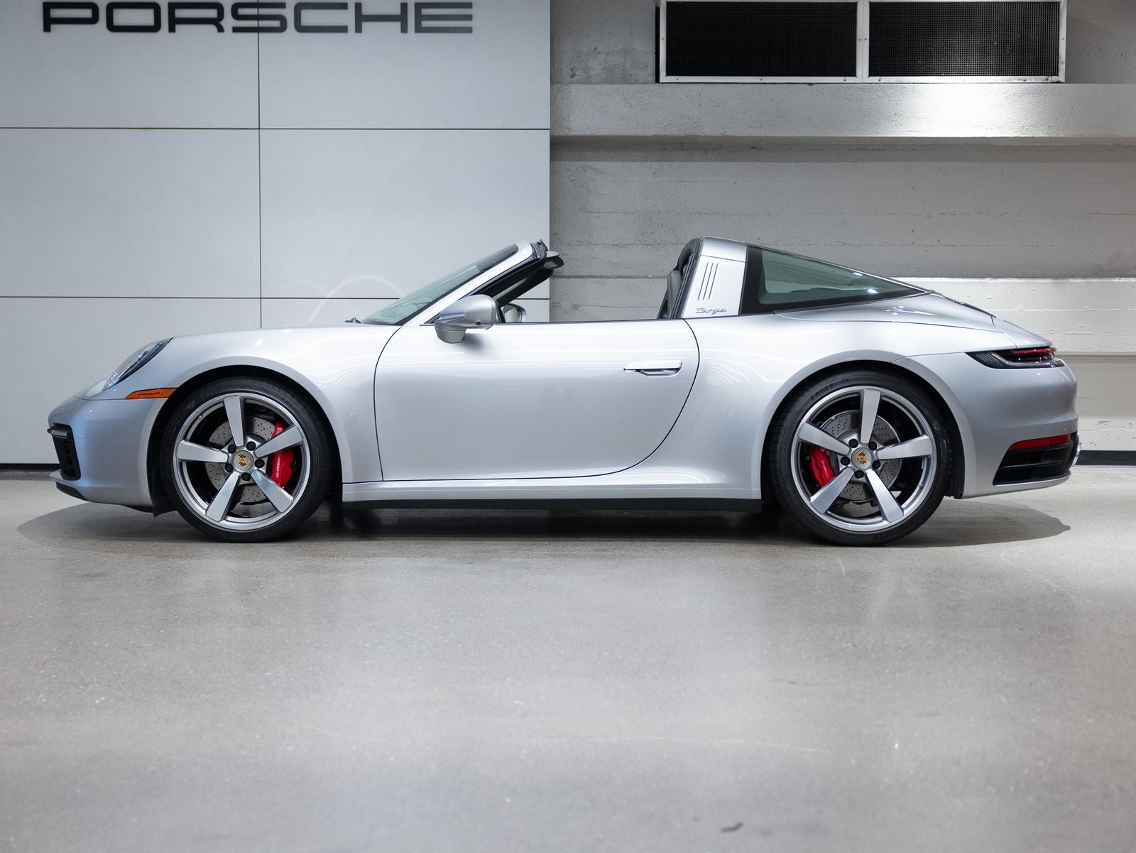 2021 Porsche 911 Targa 4S