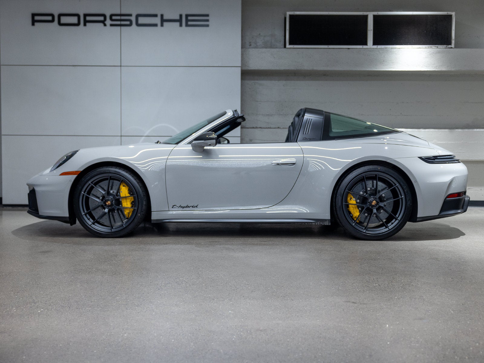 2026 Porsche 911 911 Targa 4 GTS