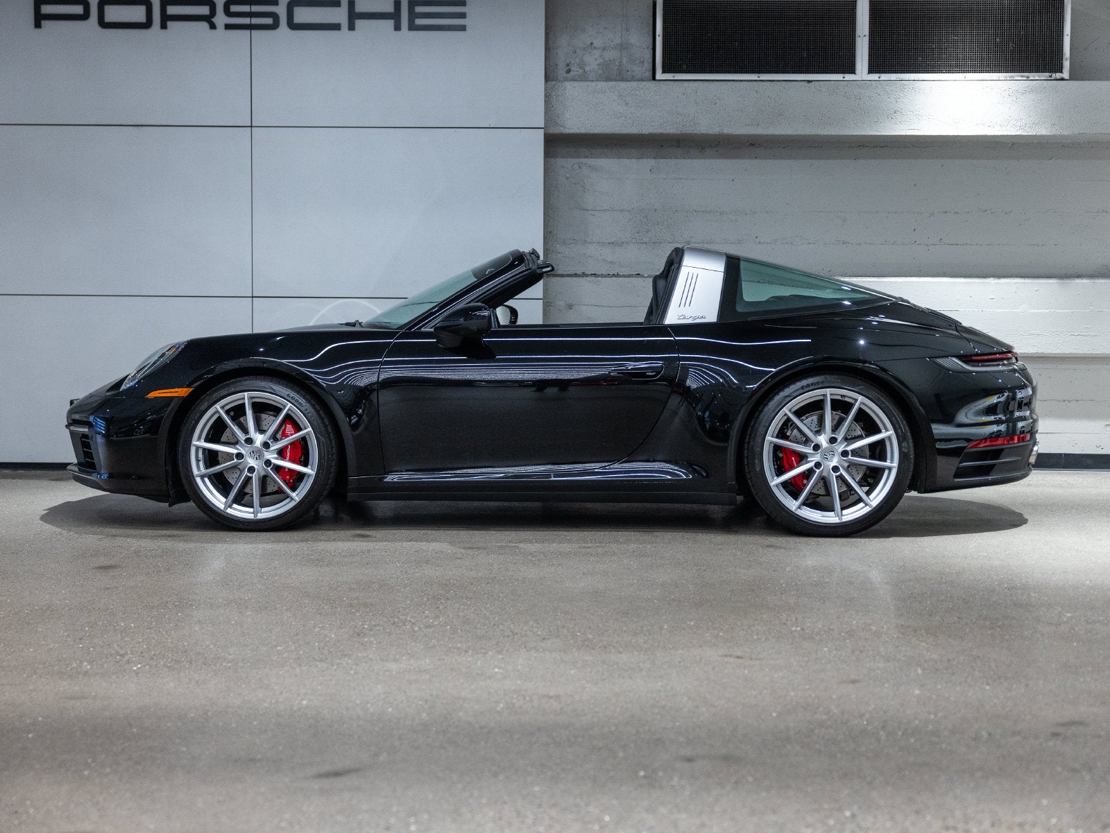 2024 Porsche 911 Targa 4S