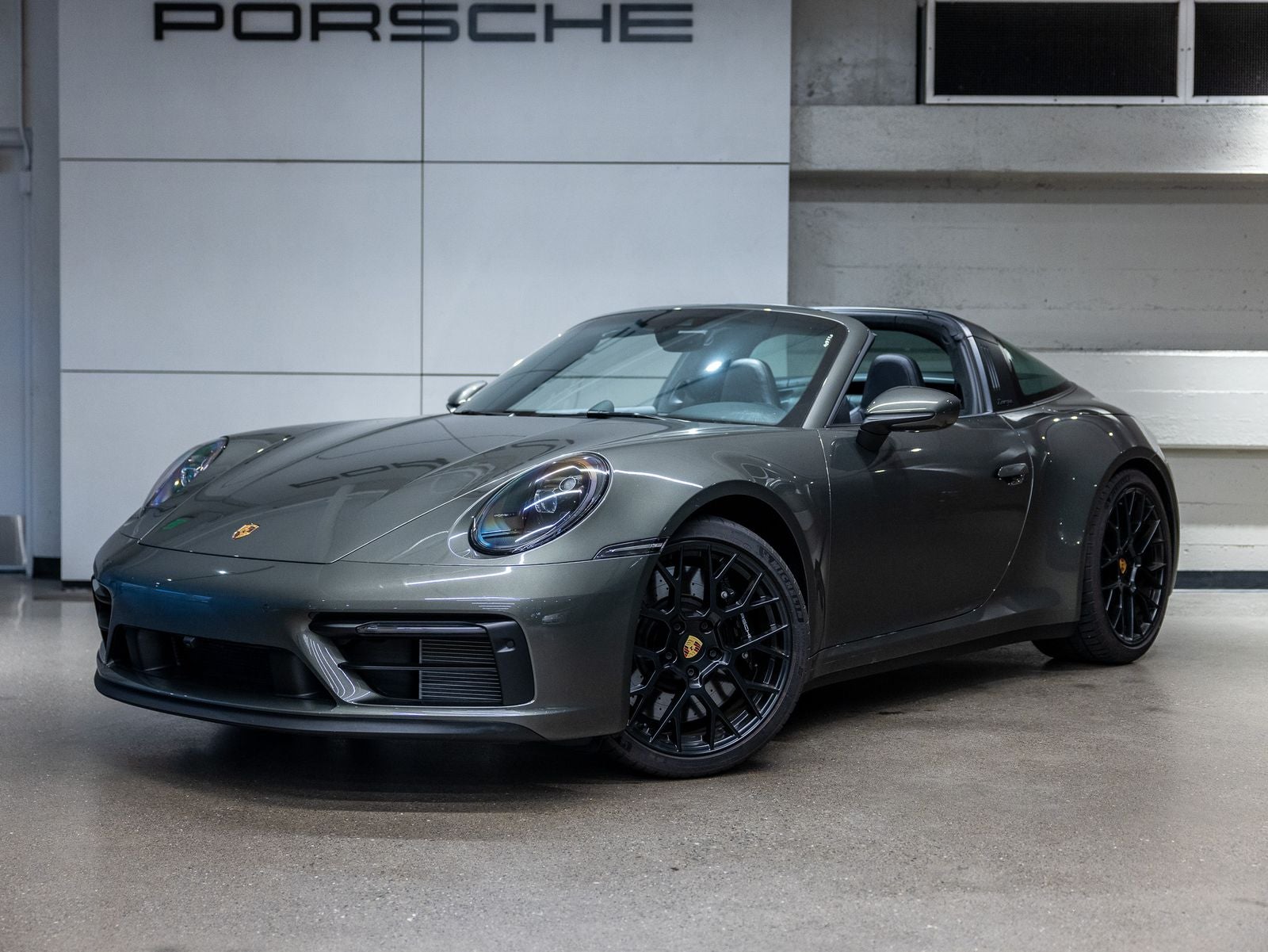 2024 Porsche 911 911 Targa 4 GTS (MY24)