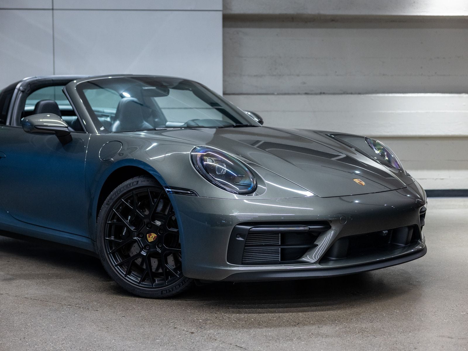 2024 Porsche 911 911 Targa 4 GTS (MY24)
