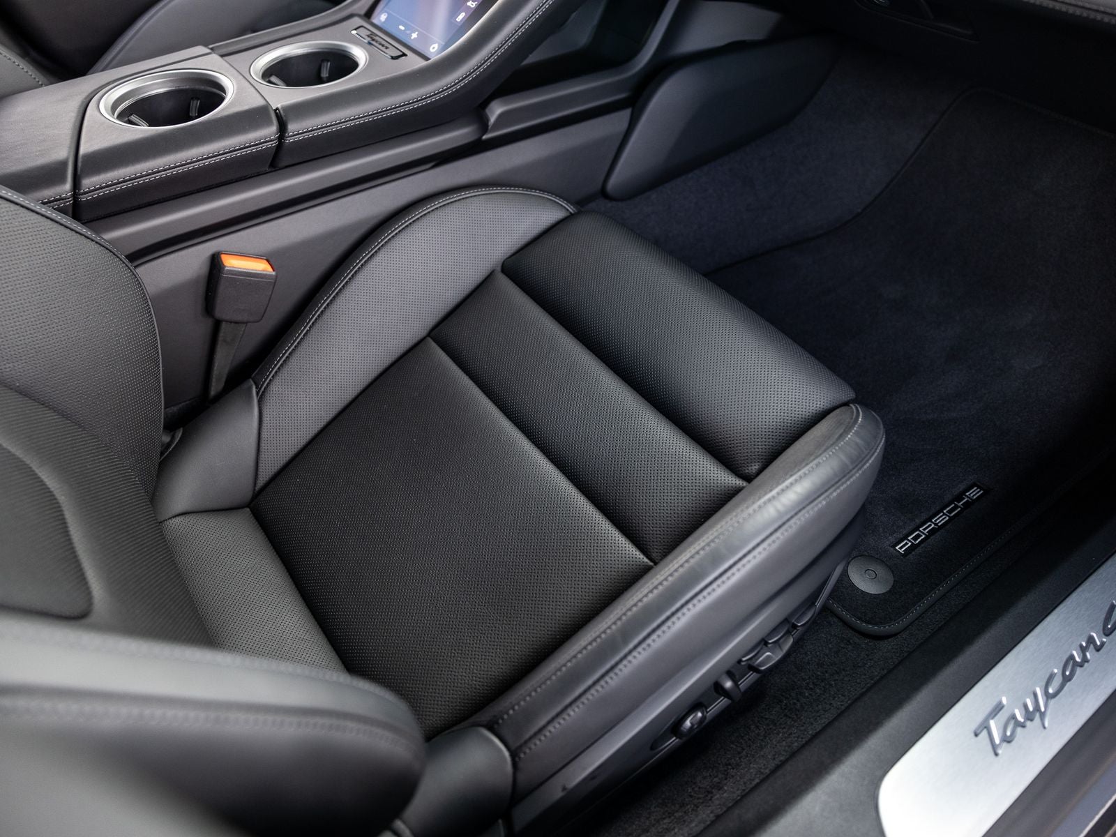 2026 Porsche Taycan Taycan 4S Cross Turismo