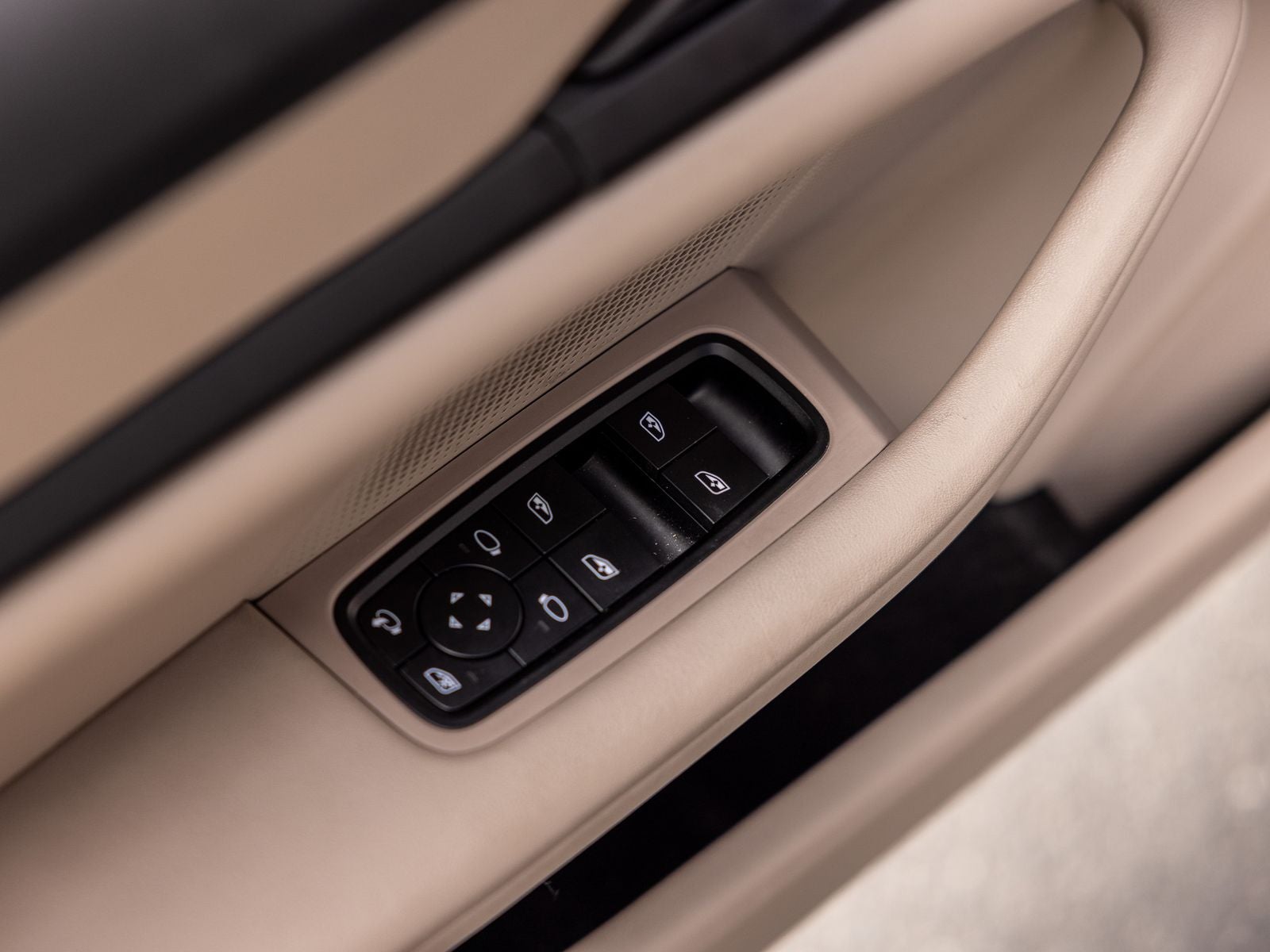 2024 Porsche Taycan Taycan 4S Cross Turismo