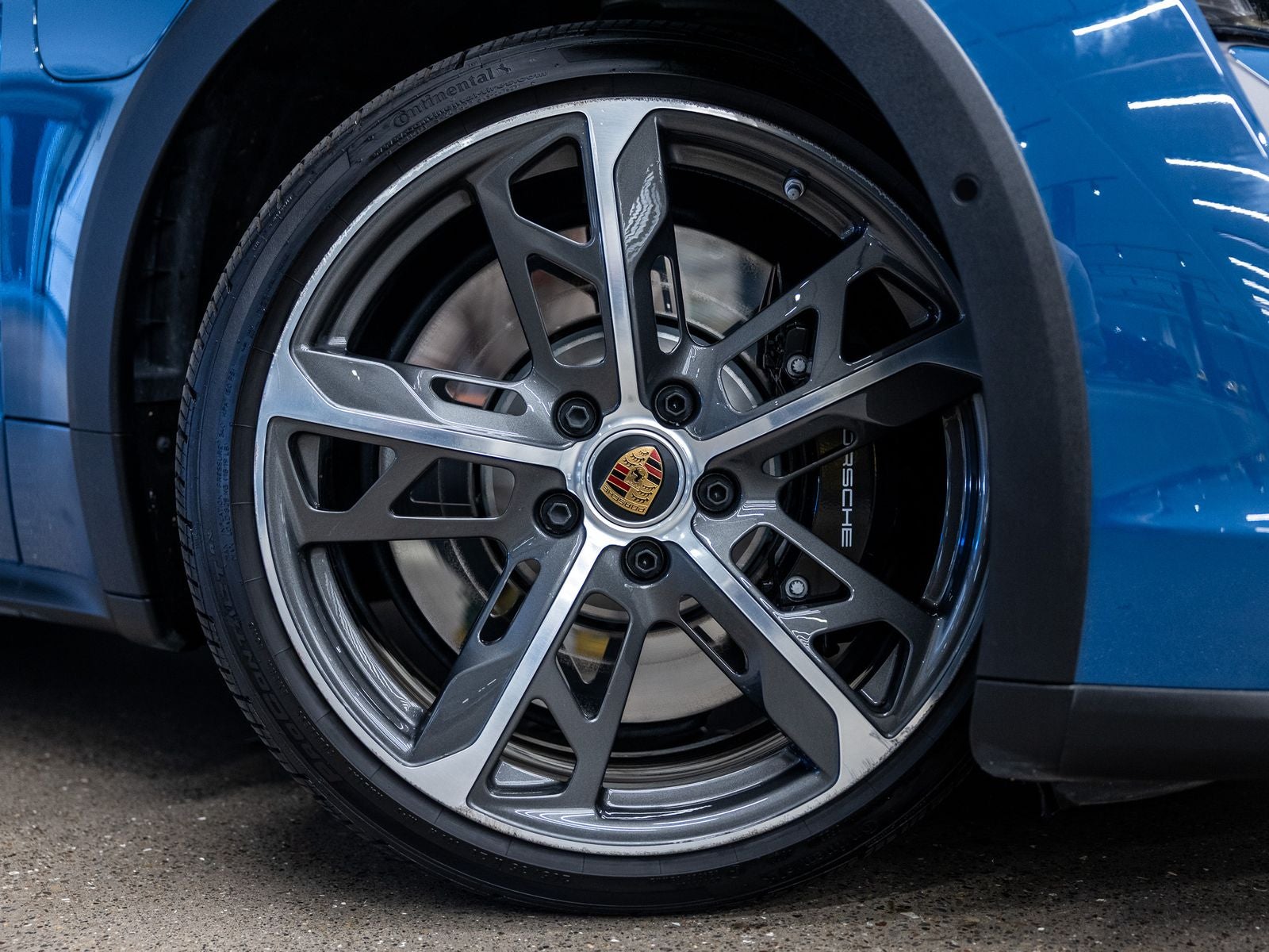 2023 Porsche Taycan Turbo Cross Turismo