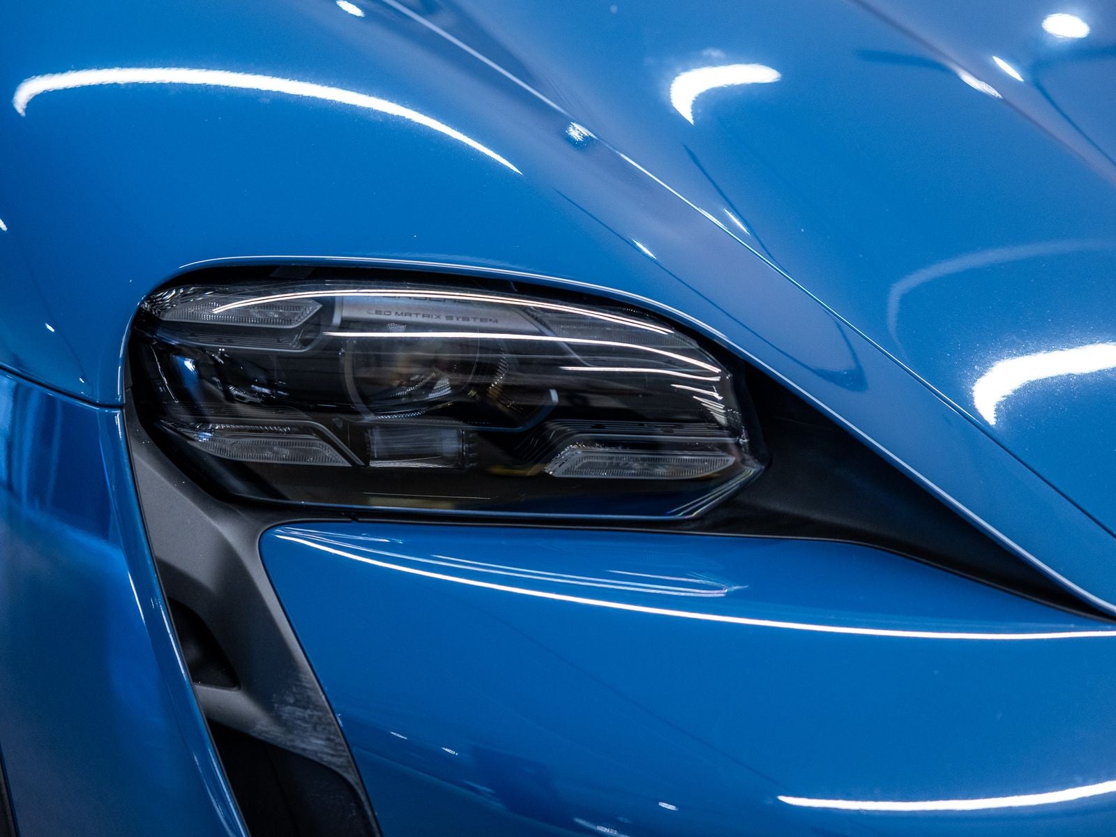 2023 Porsche Taycan Turbo Cross Turismo