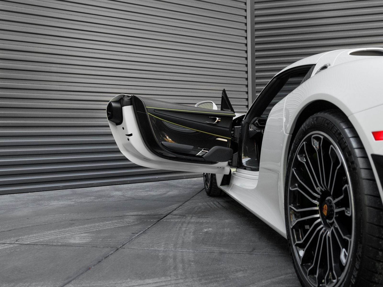 2015 Porsche 918 Spyder
