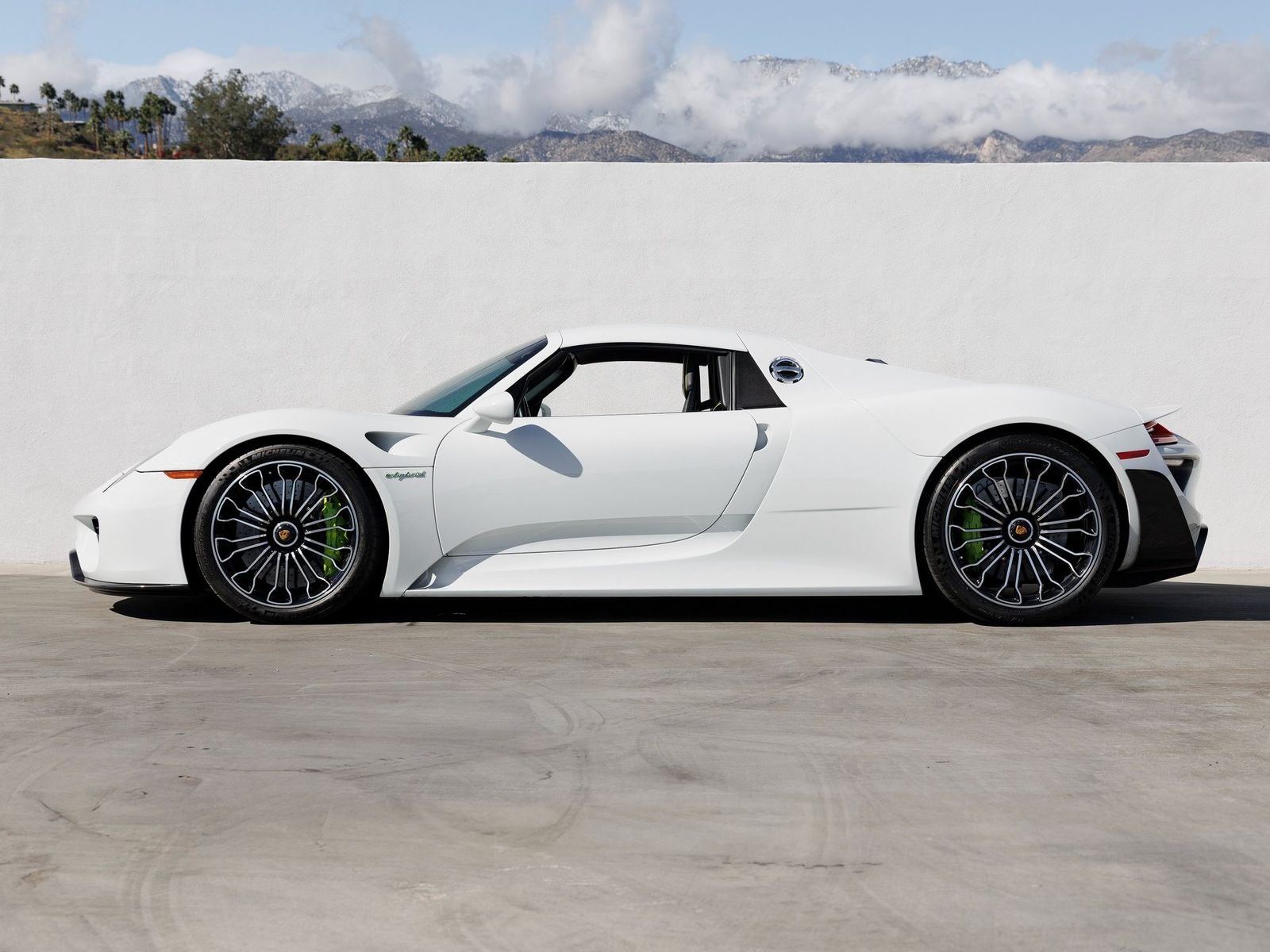 2015 Porsche 918 Spyder