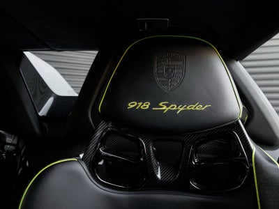 2015 Porsche 918 Spyder