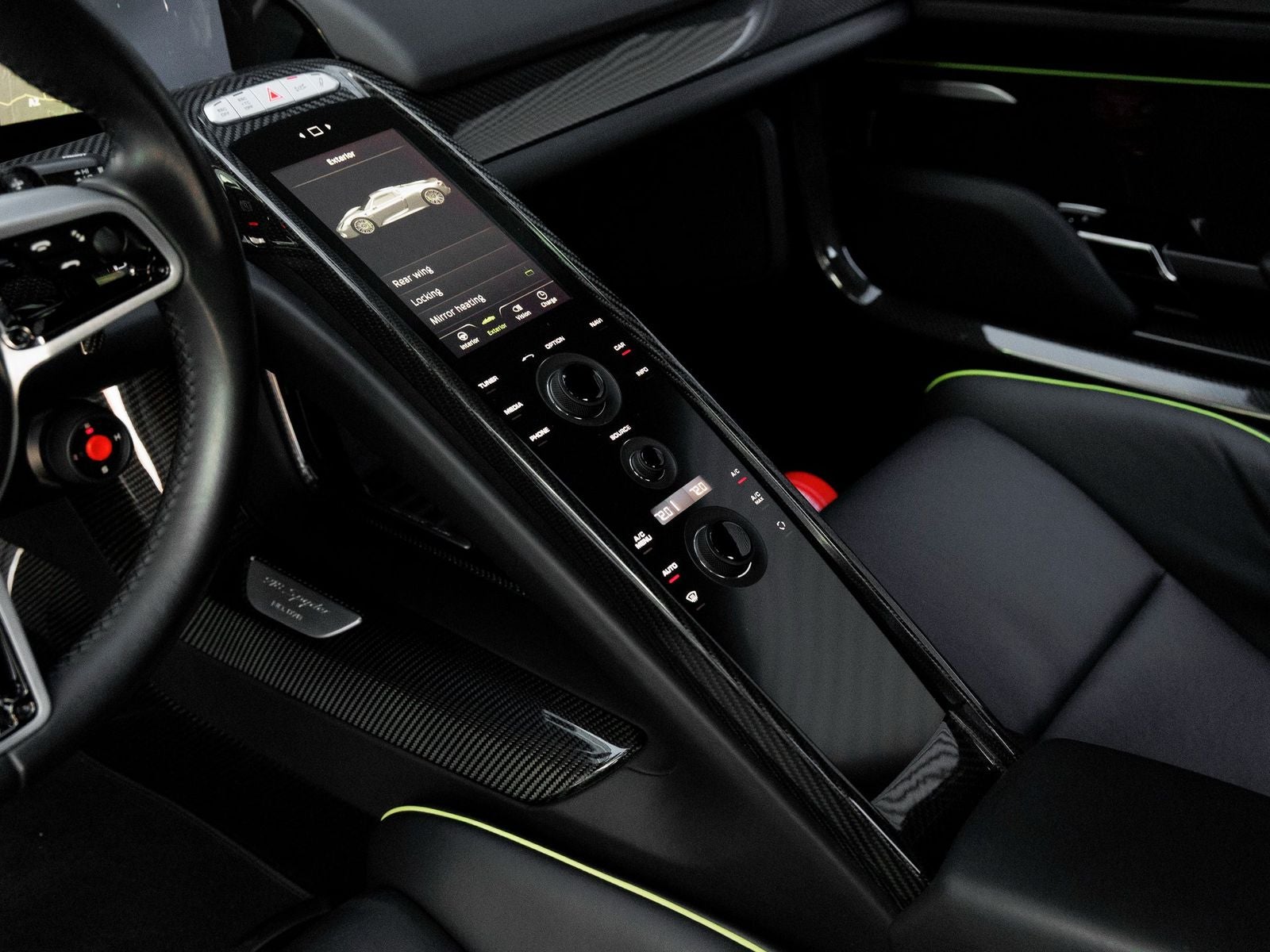 2015 Porsche 918 Spyder